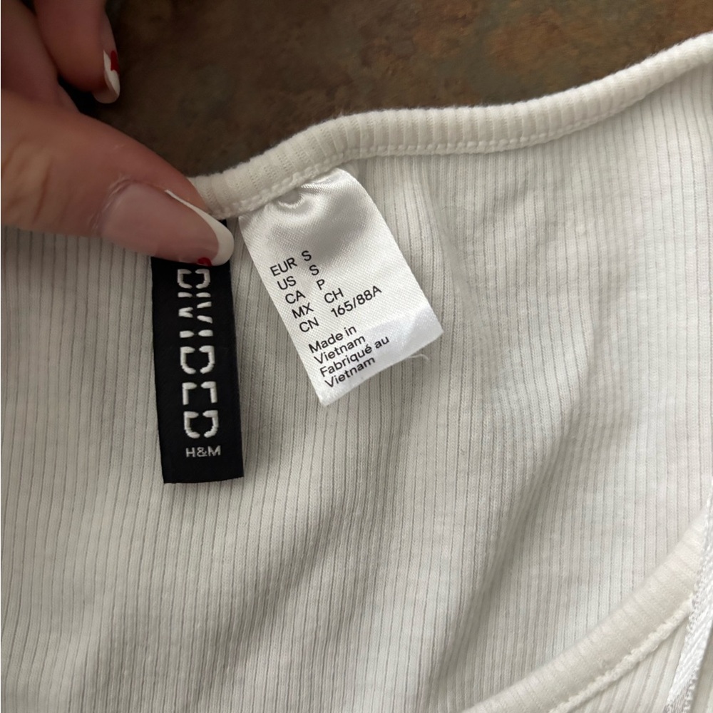 H&M Divided White Ribbed Top